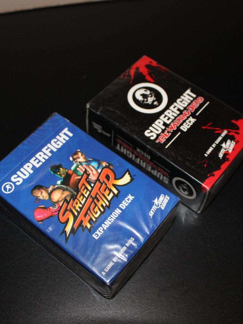 3/$77❤️2 x sealed SUPERFIGHT The Walking Dead + Street Fighter Expansion Deck